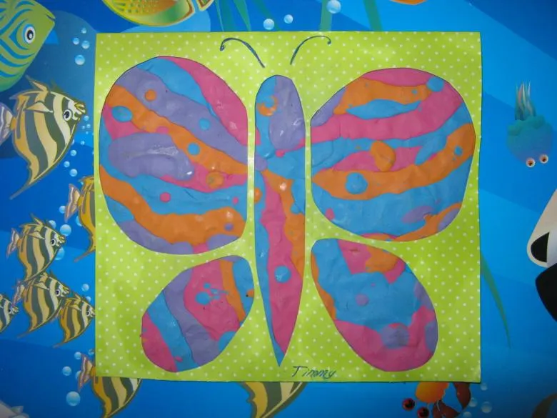 Аплікація метелики з пластиліну і кольорового паперу 