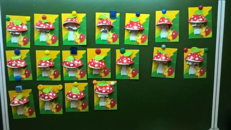 Аплікація грибів з кольорового паперу та картону