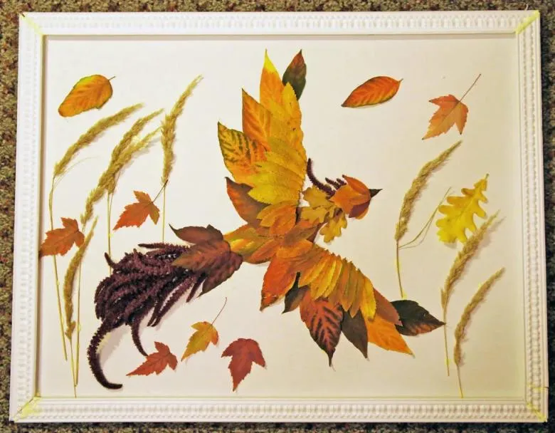 Аплікація птахів з листя і кольорового паперу 