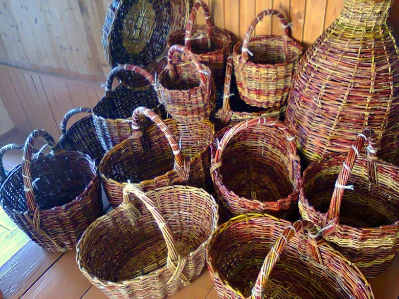 Плетіння з лози