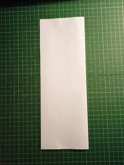 Матрьошка орігамі з паперу