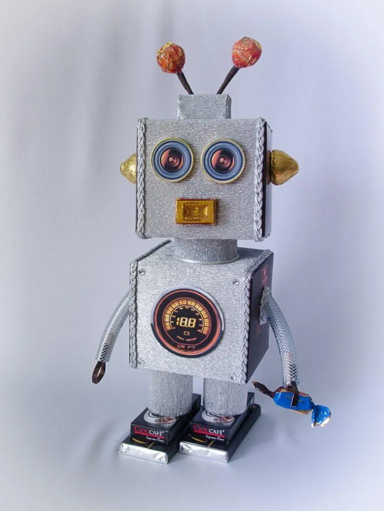 Виріб робот своїми руками з підручних матеріалів - цікаві майстер-класи з фото прикладами та ідеями i