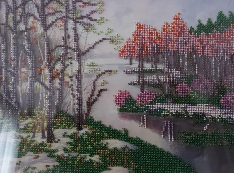 Картина лісу з бісеру 