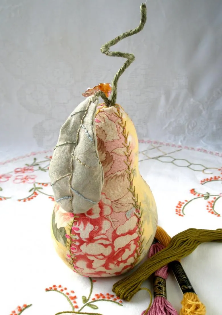 Виріб декоративної груші