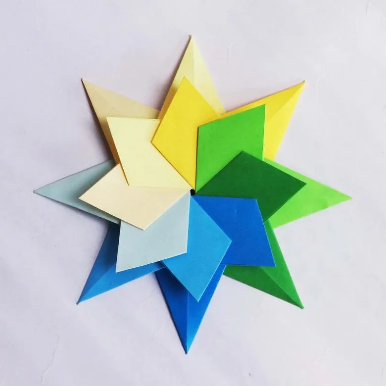 Орігамі зірка
