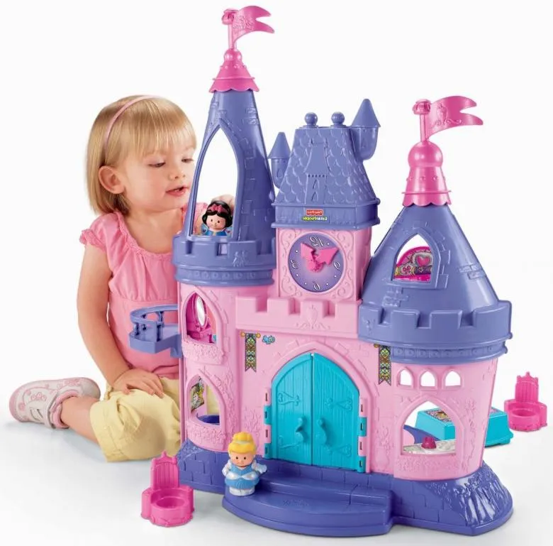 Іграшковий замок для дівчинки 